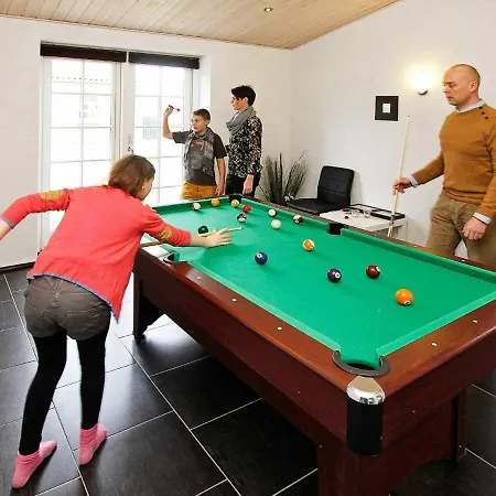 Dom wakacyjny 10 Person In *